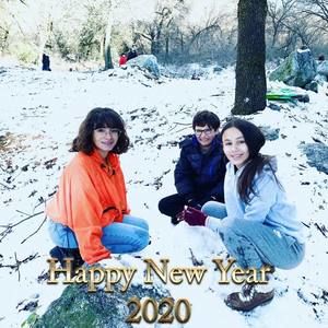 Meet your Posher, Azza